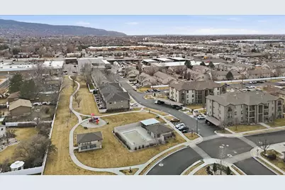 281 W 650 N #B, Centerville, UT 84014 - Photo 50