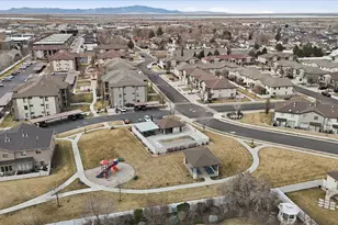 281 W 650 N, Centerville, UT 84014 - Photo 48