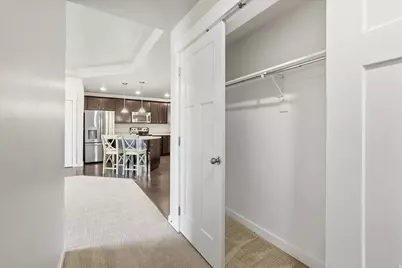 281 W 650 N #B, Centerville, UT 84014 - Photo 28