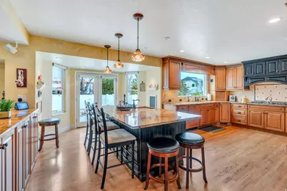 9972 S Eden View Ct W, South Jordan, UT 84095 - Photo 12