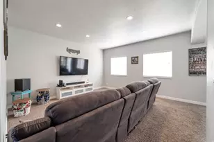 6081 W Haven Ridge Way N, West Valley, UT 84128 - Photo 4