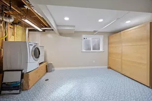 8485 S Harvard Park Dr, Sandy, UT 84094 - Photo 22