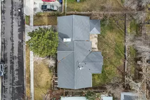 8485 S Harvard Park Dr, Sandy, UT 84094 - Photo 30