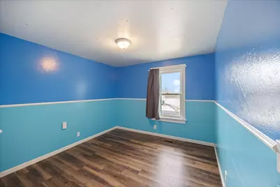 8485 S Harvard Park Dr, Sandy, UT 84094 - Photo 12