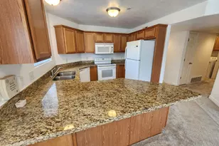 117 E Calbourne Ln, Sandy, UT 84070 - Photo 6