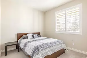 11181 S Village Grove Ln, South Jordan, UT 84095 - Photo 18