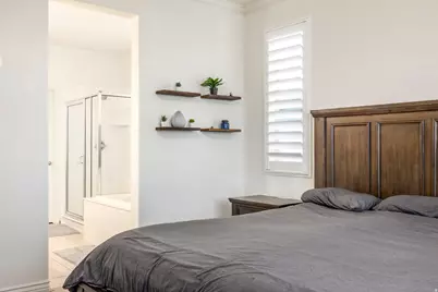 11181 S Village Grove Ln, South Jordan, UT 84095 - Photo 12