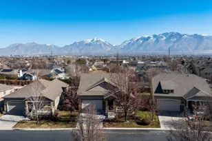 11181 S Village Grove Ln, South Jordan, UT 84095 - Photo 38