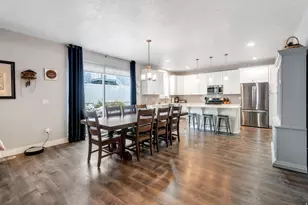 213 W Wildwood Dr, Saratoga Springs, UT 84045 - Photo 12