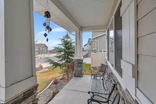 213 W Wildwood Dr, Saratoga Springs, UT 84045 - Photo 4