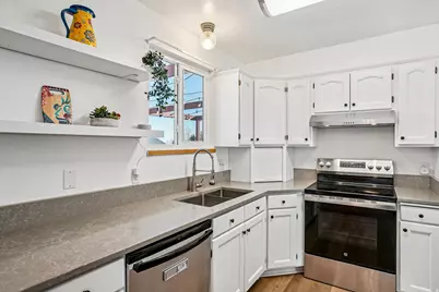 6635 S 5135 W, West Jordan, UT 84081 - Photo 12