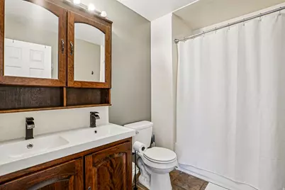 6635 S 5135 W, West Jordan, UT 84081 - Photo 18