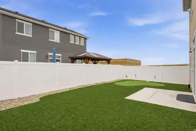 2126 W Lydia Ln, Syracuse, UT 84075 - Photo 22