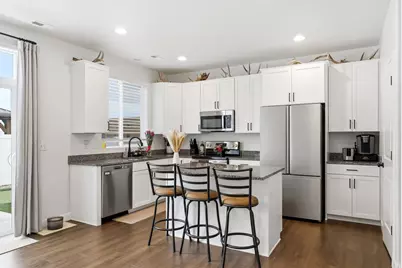 2126 W Lydia Ln, Syracuse, UT 84075 - Photo 10