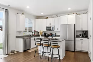 2126 W Lydia Ln, Syracuse, UT 84075 - Photo 10