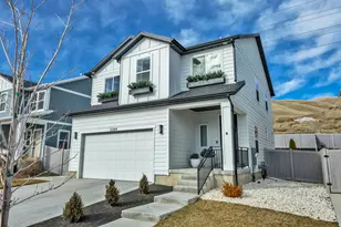 2284 W Northridge Dr, Lehi, UT 84048 - Photo 2