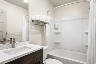 140 W 150 S, Garden City, UT 84028 - Photo 24