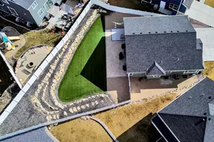 7589 S Cassielle Ln, West Jordan, UT 84081 - Photo 2