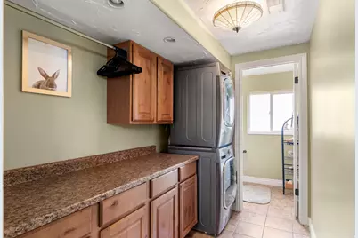 2170 E Borg Ct, Sandy, UT 84092 - Photo 24