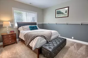 1653 E Crescent View Circle Circle, Sandy, UT 84092 - Photo 22