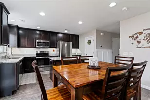 3570 S Creek Side Ln, Syracuse, UT 84075 - Photo 24