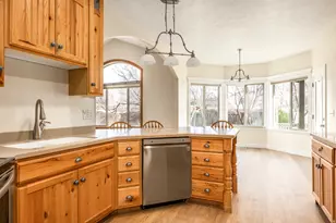 715 Scenic Dr, Spanish Fork, UT 84660 - Photo 2