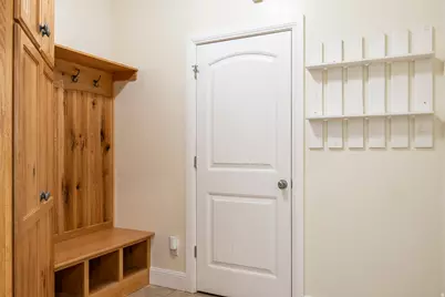 715 Scenic Dr, Spanish Fork, UT 84660 - Photo 16