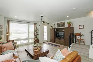 571 N 1400 W, Farmington, UT 84025 - Photo 12