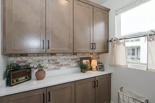 571 N 1400 W, Farmington, UT 84025 - Photo 20