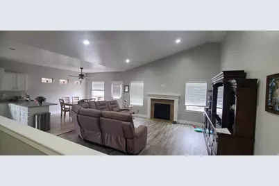 8949 S Soliai Cir W, West Jordan, UT 84081 - Photo 2