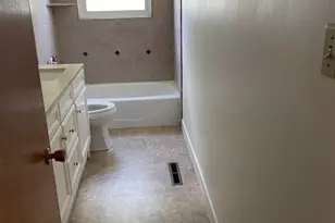 565 E 800 N, Price, UT 84501 - Photo 4