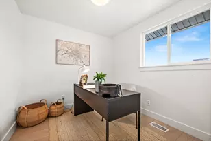 12332 S 2700 W, Riverton, UT 84065 - Photo 14