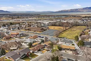 355 W 1700 S, Orem, UT 84058 - Photo 38