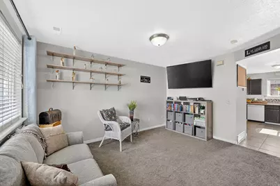 422 E 2050 N #5C, North Ogden, UT 84414 - Photo 4