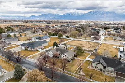 13933 S White Tail Cv, Bluffdale, UT 84065 - Photo 52