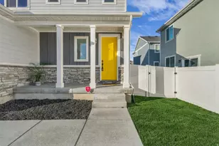 5056 W Bilston Ln S, Herriman, UT 84096 - Photo 4