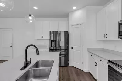 5056 W Bilston Ln S, Herriman, UT 84096 - Photo 18