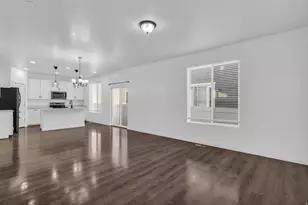 5056 W Bilston Ln S, Herriman, UT 84096 - Photo 10