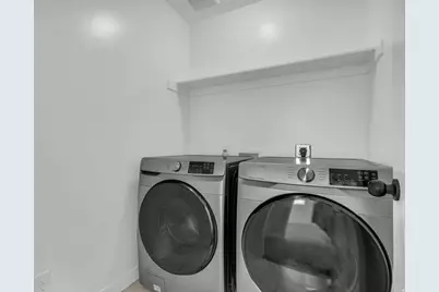 5056 W Bilston Ln S, Herriman, UT 84096 - Photo 38