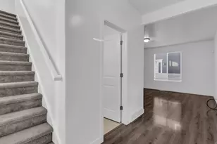 5056 W Bilston Ln S, Herriman, UT 84096 - Photo 6