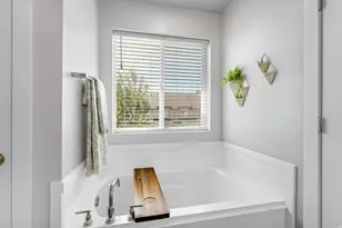 3074 S Edgewater Ln W, Syracuse, UT 84075 - Photo 22