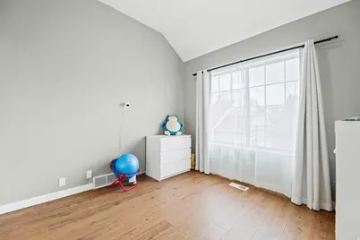 1377 W Break Water Dr, Taylorsville, UT 84123 - Photo 16