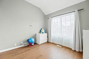 1377 W Break Water Dr, Taylorsville, UT 84123 - Photo 16