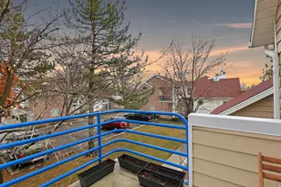 1377 W Break Water Dr, Taylorsville, UT 84123 - Photo 8