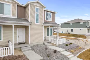 227 N Riverside Dr, Saratoga Springs, UT 84045 - Photo 2