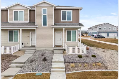 227 N Riverside Dr, Saratoga Springs, UT 84045 - Photo 1