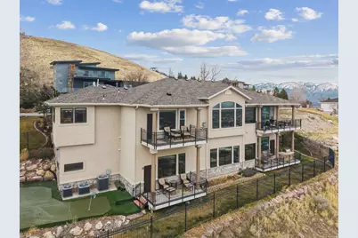 941 N Sandhurst Dr E, Salt Lake City, UT 84103 - Photo 2