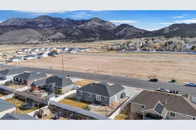 1383 N 200 E, Nephi, UT 84648 - Photo 36