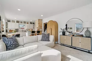 825 E Princeton Ave S, Salt Lake City, UT 84105 - Photo 12