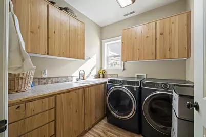 507 S 200 W, Wellsville, UT 84339 - Photo 12